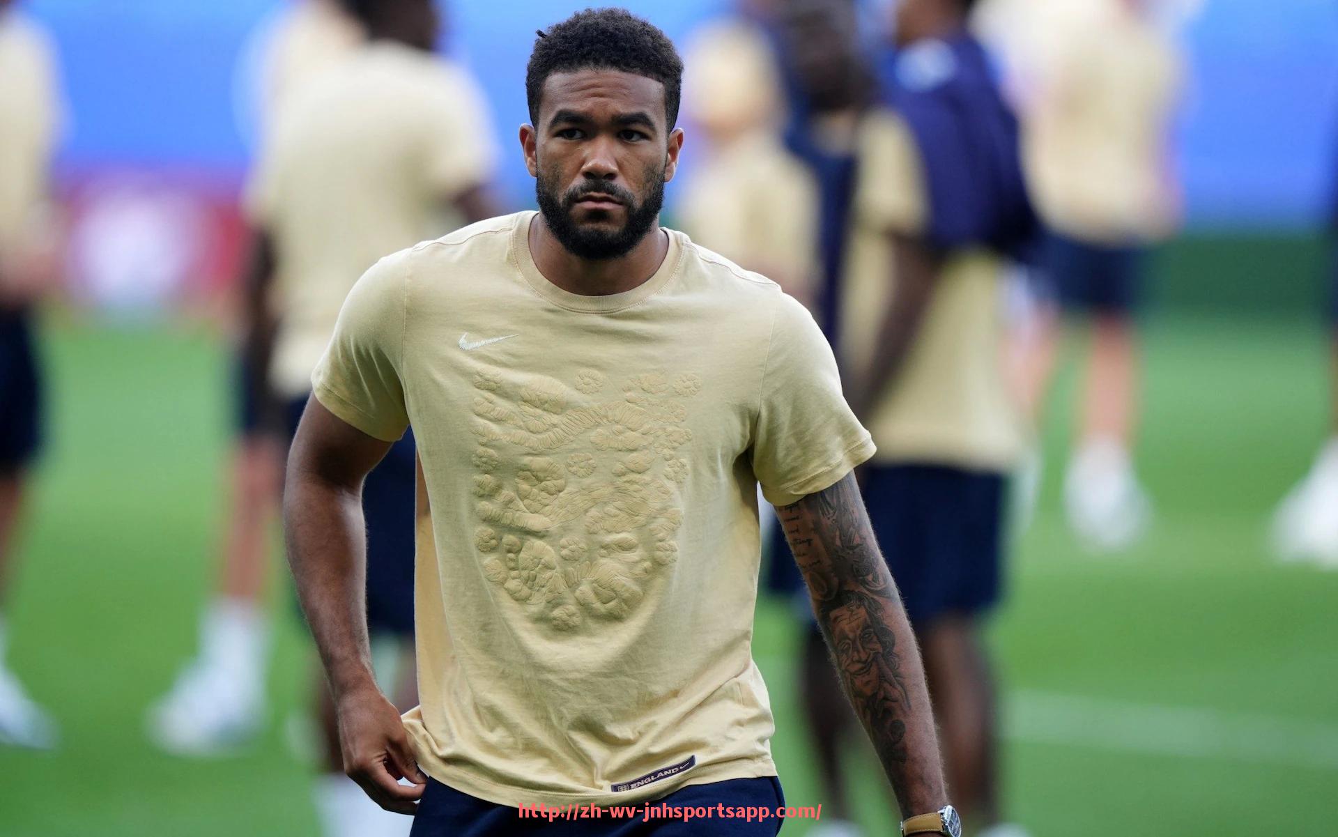 金年会app-英超历史上被誉为最伟大的球员是谁?多维解析