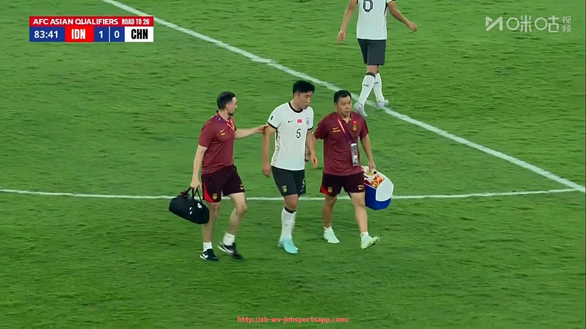 金年会app-英超联赛中最受欢迎的赞助足球鞋品牌介绍