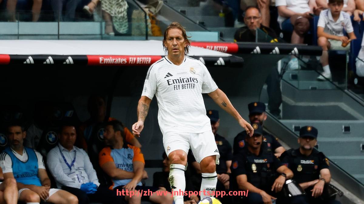 金年会app-世俱杯历史最佳团队配合进球瞬间集锦